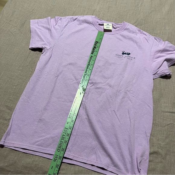 Simply Southern Medium Light Purple Tee Jeep back graphic bold colors summer - Picture 6 of 7